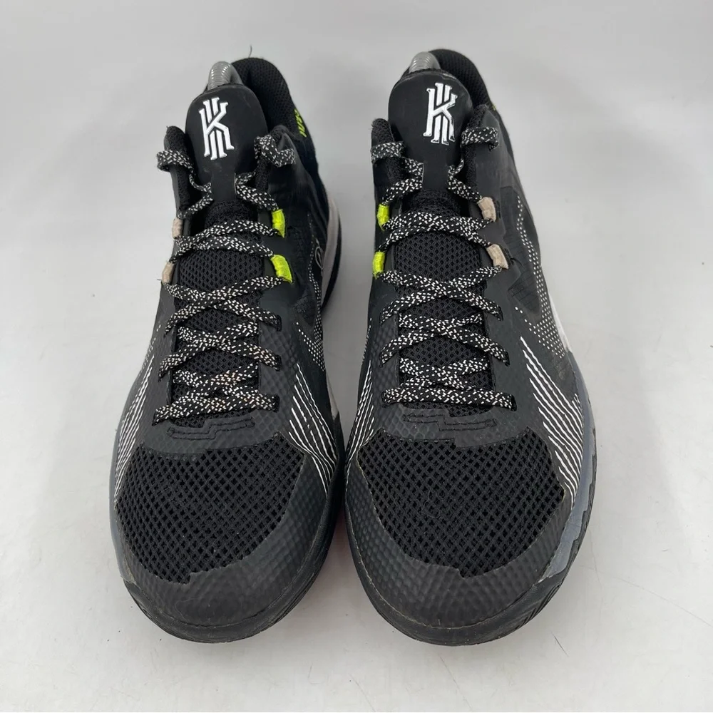 Nike excellent preowned